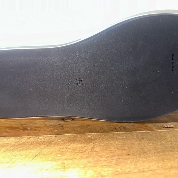 The Row Canal Slides - Picture 12 of 14